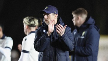Kabar Sport CNN Terbaru : Pelatih Oxford United Serukan Pesan Penting ke Erick Thohir