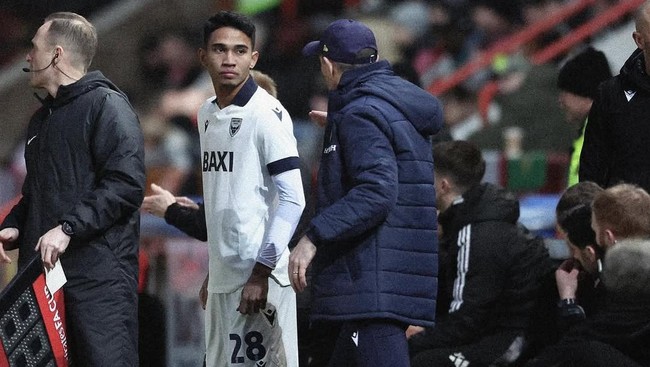 Mencetak dua gol dalam laga Oxfordshire Senior Cup, Marselino Ferdinan menjaga peluang debut di Championship yang merupakan kompetisi level kedua Liga Inggris.