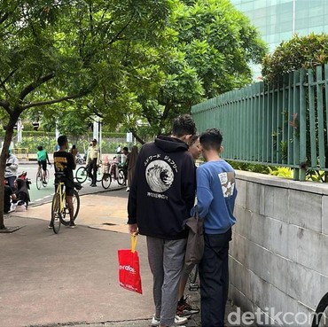 Viral Berburu Harta Karun Koin Jagat di TikTok, Begini Cara Mainnya