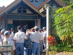 Duka Teman Sebaya Usai Yoga Tewas Diserang Sekelompok Pemotor