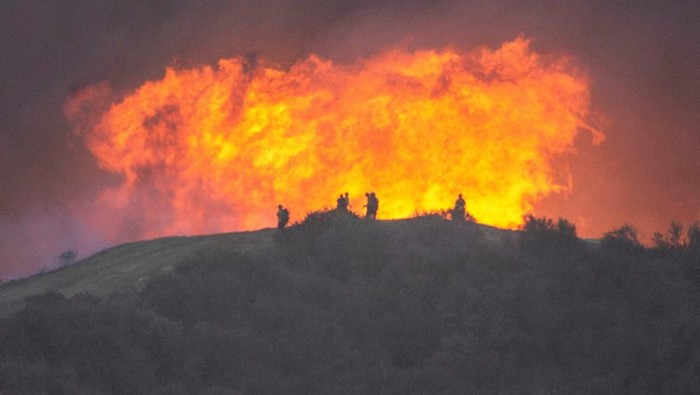Tornado Api Firenado 'Teror' LA saat Kebakaran Hebat, Apa Itu?