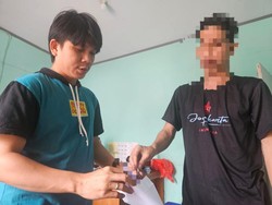 Pria di Gorontalo Kepergok Isap Ganja di Atap Masjid