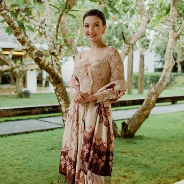 Raline Shah Bongkar Sumber Penghasilan Lain Saat Dituding ke Singapura Pakai Duit Negara