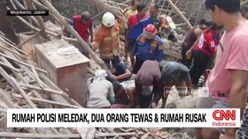 VIDEO: Rumah Polisi di Mojokerto Meledak, Dua Orang Tewas