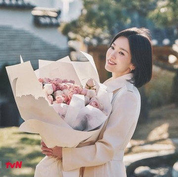 Lebih Fokus pada Kualitas Akting, Song Hye Kyo Ungkap Sudah Terlalu 'Tua' Jika Hanya Mengandalkan Kecantikannya