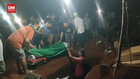 VIDEO: Pesinetron Tewas Bersimbah Darah, Usai Cekcok Dengan Tetangga