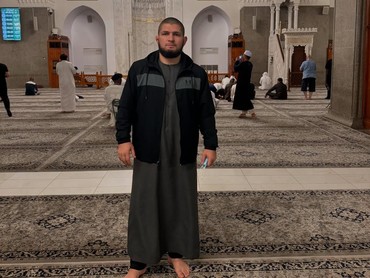 Video Detik-detik Petarung UFC Khabib Nurmagomedov Diusir dari Pesawat