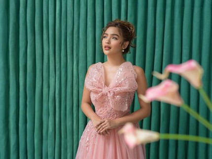 5 Ide Gaya Andrea Brillantes dalam Balutan Outfit Serba Pink, Perempuan Tercantik di Dunia yang Geser Jisoo BLACKPINK