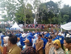 Antusiasnya Warga Ramaikan Peringatan Hari Desa di Subang