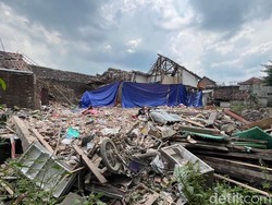 Bekas Bahan Peledak Ditemukan di Rumah Polisi Mojokerto yang Meledak