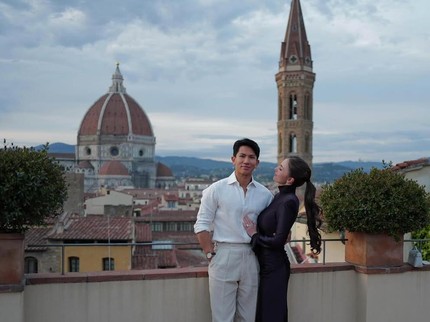 Rayakan 1 Tahun Pernikahan, Pangeran Mateen Unggah Foto Romantis bersama Istri