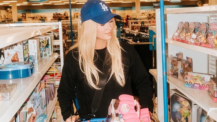 Paris Hilton