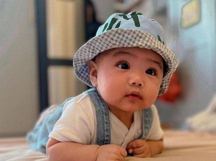 20 Nama Bayi Laki-laki Kristen Terinspirasi dari Nama Anak Artis Indonesia Beserta Artinya
