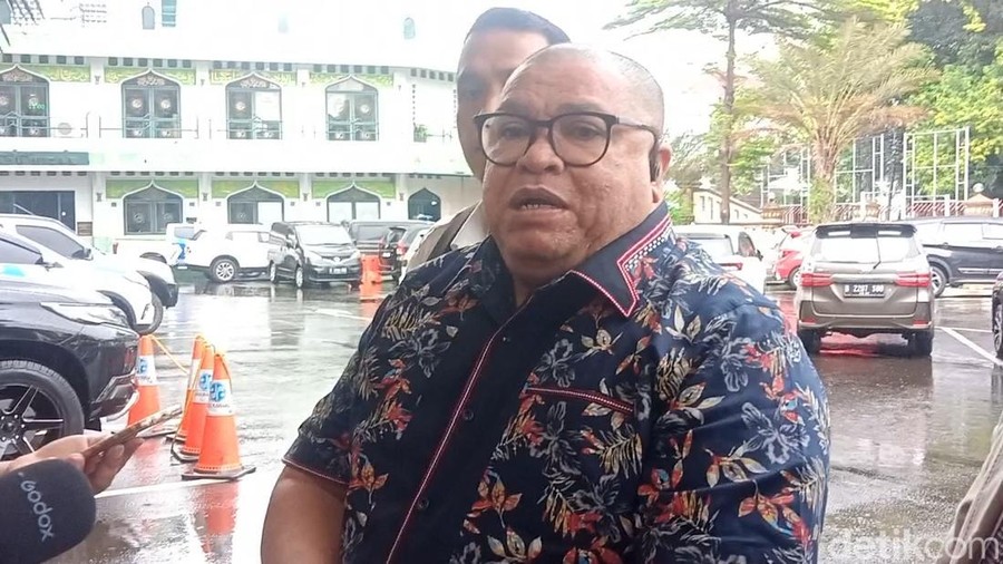 razman arief nasution saat ditemui di polres jakarta selatan.