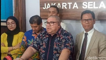 Emosi Razman Anaknya Dibandingkan dengan Putri Nikita Mirzani