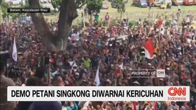 VIDEO: Demo Petani Singkong Diwarnai Kericuhan
