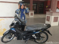 Video: Senyum Lebar Bidan Polman Dapat 3 Motor Seusai 2 Kali Kena Prank