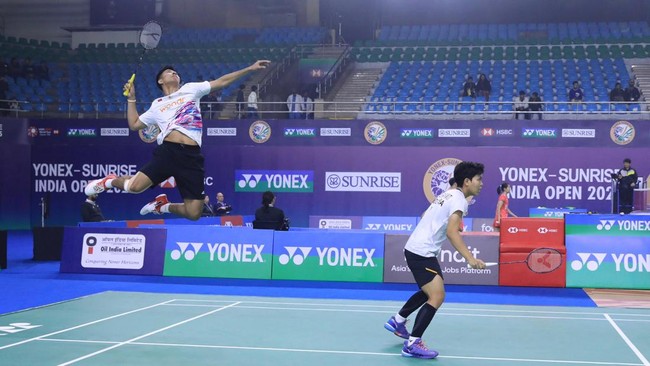 Indonesia akan menghadapi Malaysia dalam laga fase grup Badminton Asia Mixed Team Championship (BAMTC) 2025. Berikut jadwal siaran langsung laga tersebut.