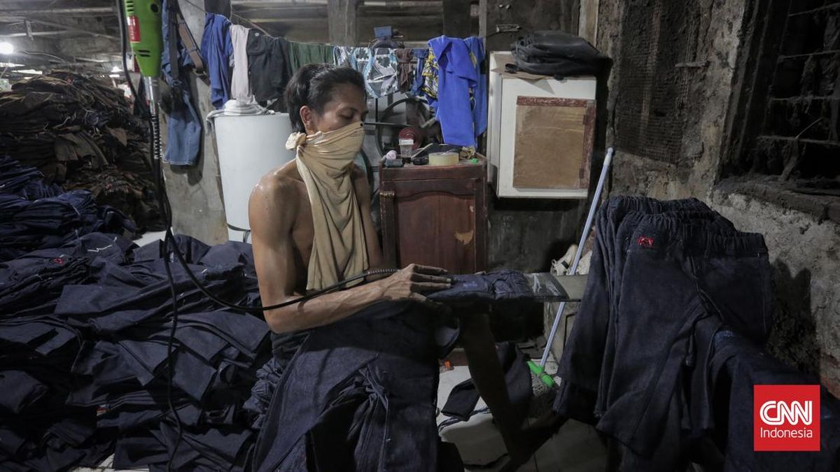 Pekerja Lulusan SD Tembus 36 Persen, Jebolan S1 ke Atas Cuma 10 Persen