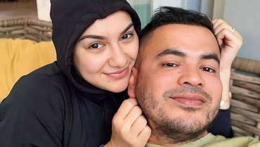 img-title Haldy Sabri Ungkap Alasan Mendadak Hapus Foto Mesra Bareng Irish Bella