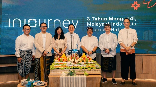 PT Aviasi Pariwisata Indonesia (Persero) atau InJourney memperingati HUT ke-3 bertema "3 Tahun Mengabdi, Melayani Indonesia Sepenuh Hati" pada Senin (13/1).