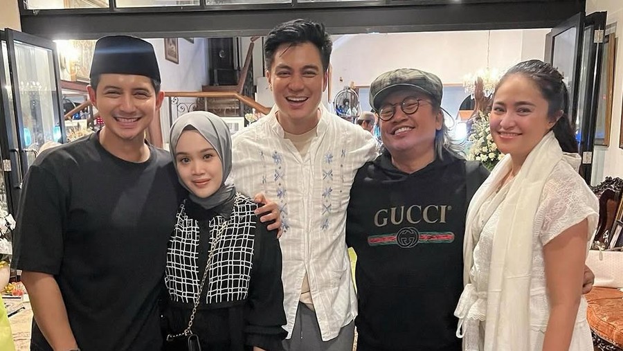 Marshanda di pengajian 7 hari almarhum ayah Baim Wong