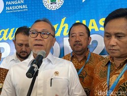 Zulhas Wajibkan Pengusaha Beli Gabah Sesuai HPP: Berasnya Dibeli Bulog