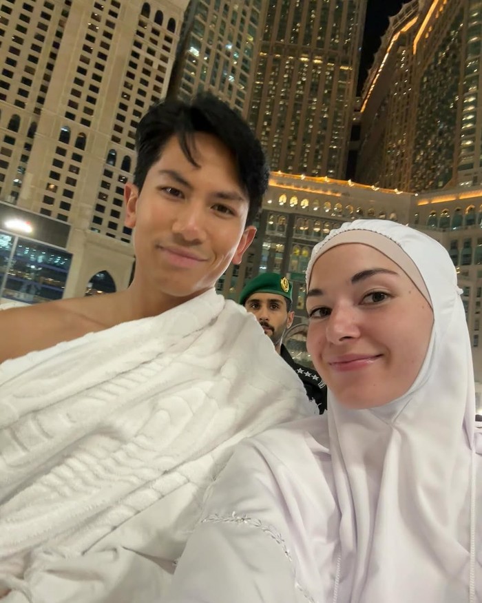 Pangeran Mateen dan Anisha Rosnah
