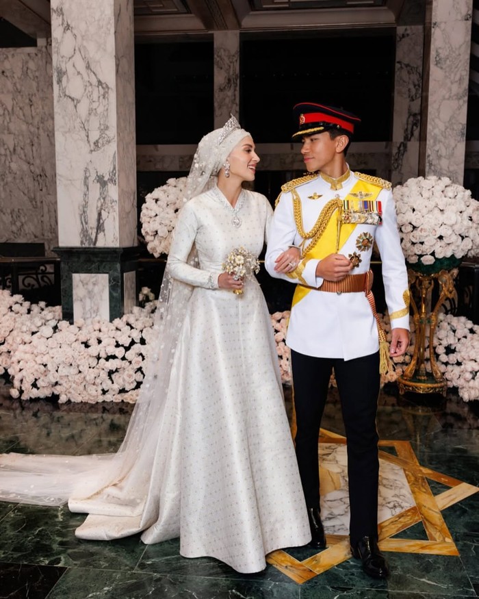 Pangeran Mateen dan Anisha Rosnah