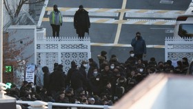 Kronologi Drama Penangkapan Presiden Yoon Suk Yeol oleh Penyidik