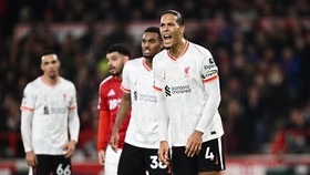PSG vs Liverpool, Van Dijk Wanti-wanti Rekan Setim Tak Buat Kesalahan