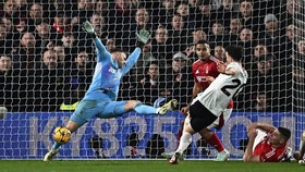FOTO: Liverpool Susah Payah Imbang Lawan Nottingham Forest