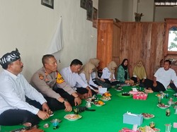 PMK Mewabah, Peternak Bojonegoro Diminta Tak Buang Bangkai Sapi ke Sungai