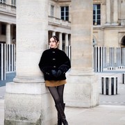 Get The Look: Ide Outfit Musim Dingin Chic ala Syifa Hadju