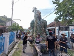 Potret Meriah Kirab Budaya Haul Sunan Prawoto di Sukolilo Pati
