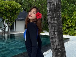 7 Potret Lisa BLACKPINK Habiskan Liburan Natal dan Tahun Baru