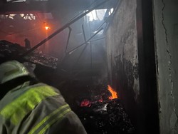 Jasad 5 Korban Tewas Kebakaran Glodok Plaza Ditemukan di Ruang Karaoke