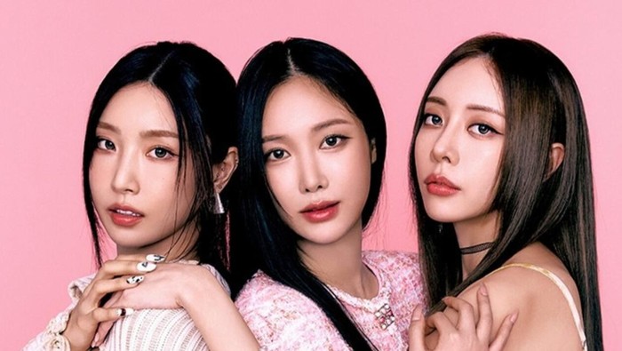 Comeback Perdana dengan Formasi Trio, BB Girls Ungkap Indahnya Cinta di Perilisan Single 'LOVE 2'
