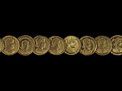 141 Koin Emas Romawi Berusia 1.700 Tahun Ditemukan di Luksemburg