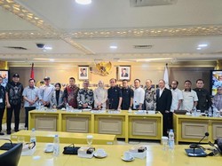 DPRD-Kades Desak Pemerintah Pusat Cabut Moratorium Pemekaran Bone Selatan