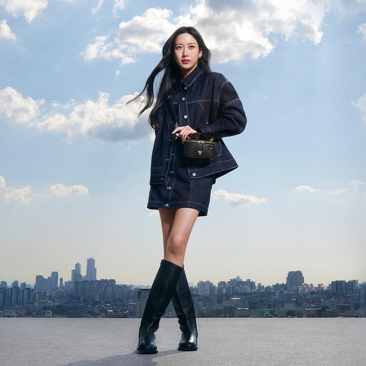 <p>Dijadwalkan tayang perdana pada 17 Februari 2025, Moon Ga Young akan tampil di <em>My Dearest Nemesis</em> sebagai Baek Su Jeong, seorang pemimpin tim perencanaan termuda di Yongseong Department Store. (Foto: Instagram @tumitravel)</p>