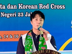 Heboh Aktor Jung Il Woo Mendadak Muncul di Sekolah MTs Indonesia
