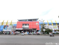Senjakala PGC, dari Pasar Pagi hingga Pusat Grosir yang Sepi