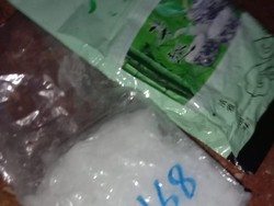 Siswi SD dan Warga di Anambas Temukan Bungkusan Diduga Berisi Sabu