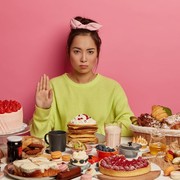 7 Makanan yang Tidak Boleh Dikonsumsi Setiap Hari, Bikin Penyakit di Masa Mendatang!