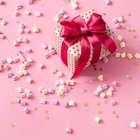 BeauPicks: 5 Ide Kado Warna Pink untuk Sahabat