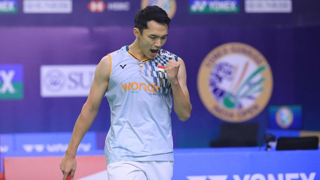 Tunggal putra Indonesia Jonatan Christie berhasil lolos ke babak 16 besar Indonesia Masters 2025.