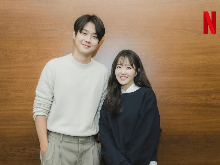 Park Bo Young & Choi Woo Sik/Foto: Netflix