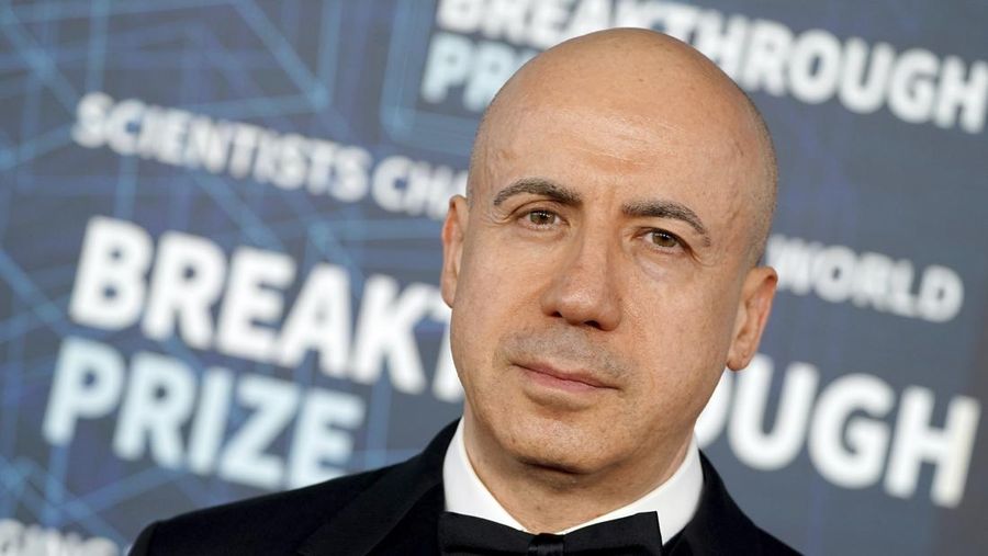 Pengusaha dan investor Israel, Yuri Milner. (Photo by Jordan Strauss/Invision/AP/File Foto)