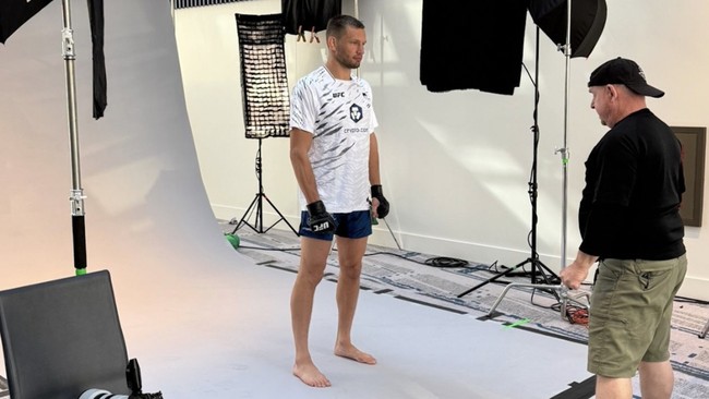 Dalam wawancara eksklusif dengan CNNIndonesia.com, petarung Belanda Reinier de Ridder berbicara tentang UFC 311, Kevin Holland, hingga Patrick Kluivert.